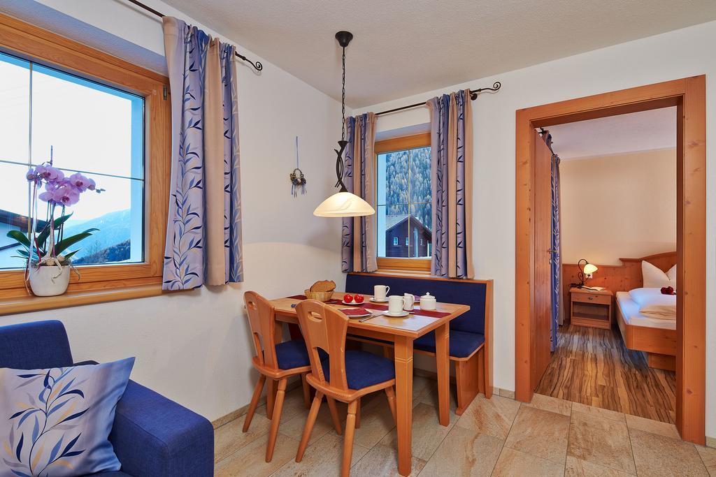 Appartements Schmalzerhof Gries im Sellrain Exterior photo