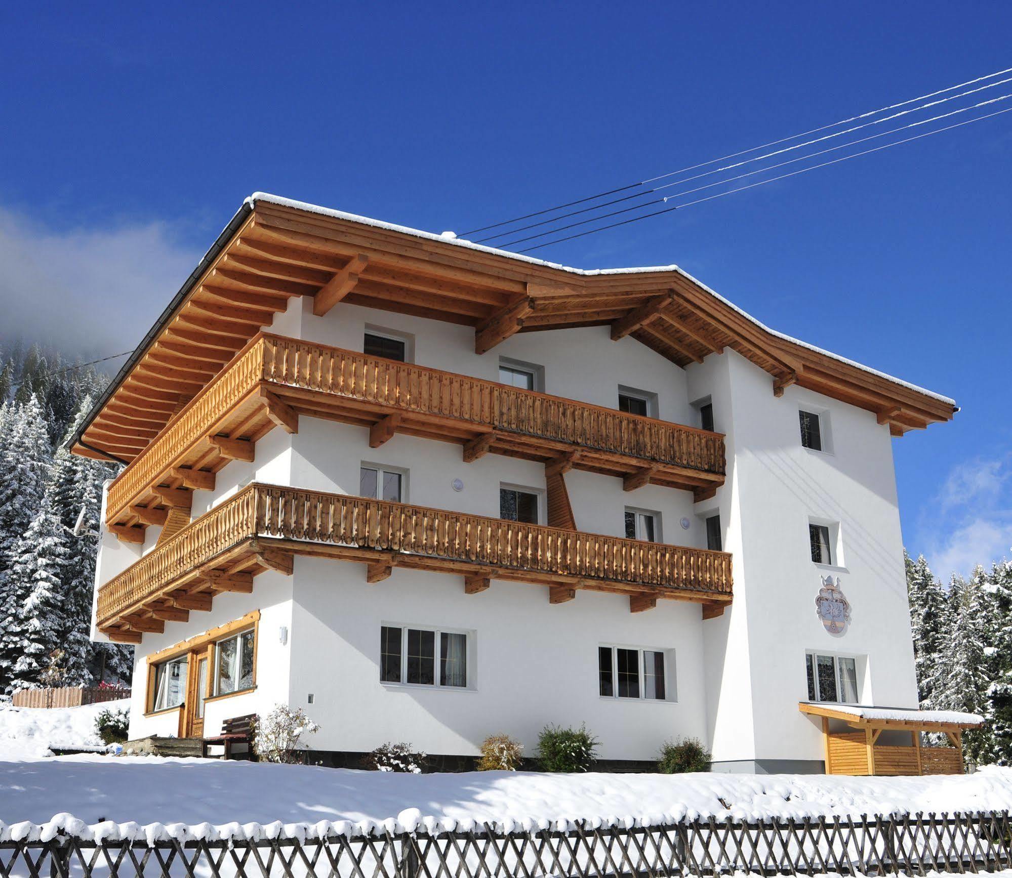 Appartements Schmalzerhof Gries im Sellrain Exterior photo